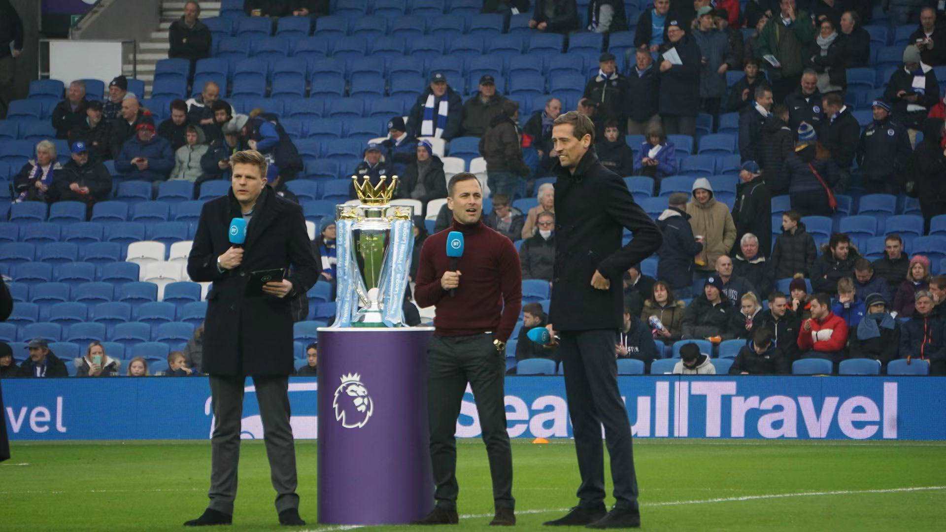 背后却牵涉 背后却牵涉